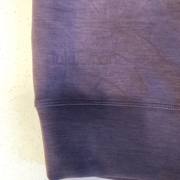 Lululemon Softstreme Perfectly Oversized Cropped Lavender Crew Size 8 - Picture 5 of 6